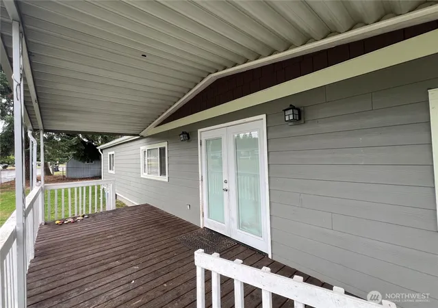 Photo 3 of Manufactured home for sale at 7526 157th Street E #55, Puyallup, WA 98375 | MLS# NWM2589723 | Listing updated on 2026-10-01