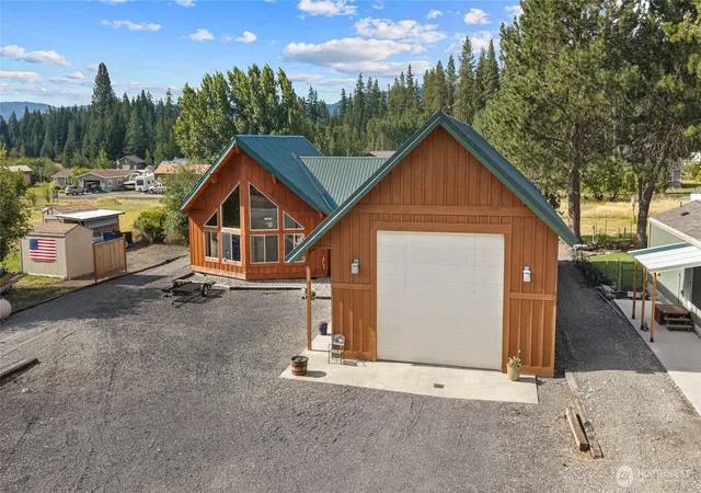 Photo 1 of Single family home for sale at 160 Ronald Ridge Dr, Ronald, WA 98940 | MLS# NWM2589728 | Listing updated on 2026-10-02