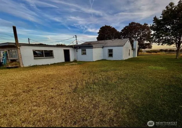 Photo 2 of Single family home for sale at 206504 E Bryson Brown Rd, Kennewick, WA 99337 | MLS# NWM2589731 | Listing updated on 2026-10-04