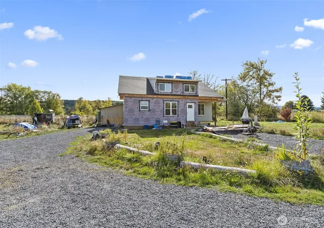 Photo 4 of Single family home for sale at 160 Lech Rd, Chehalis, WA 98532 | MLS# NWM2589734 | Listing updated on 2026-10-07
