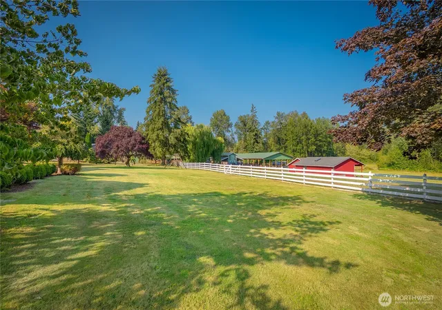 Photo 3 of Single family home for sale at 19303 Broadway Ave, Snohomish, WA 98296 | MLS# NWM2589736 | Listing updated on 2026-10-02