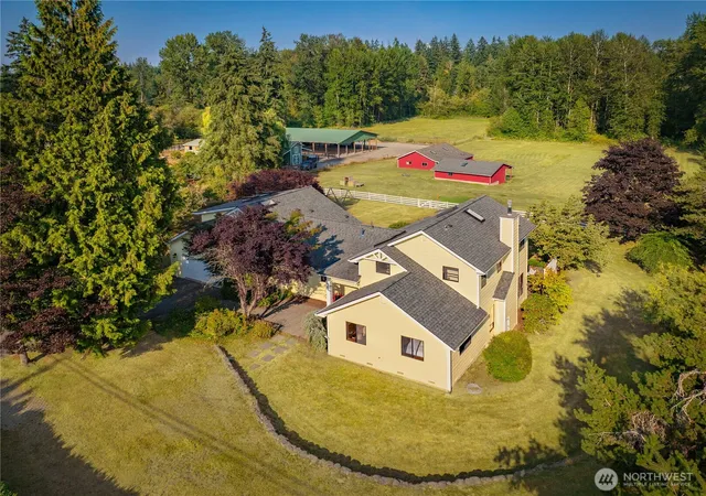 Photo 4 of Single family home for sale at 19303 Broadway Ave, Snohomish, WA 98296 | MLS# NWM2589736 | Listing updated on 2026-10-02