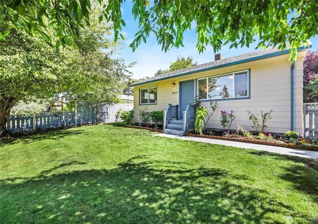 Photo 3 of Single family home for sale at 8826 22nd Avenue Sw, Seattle, WA 98106 | MLS# NWM2589745 | Listing updated on 2026-10-22