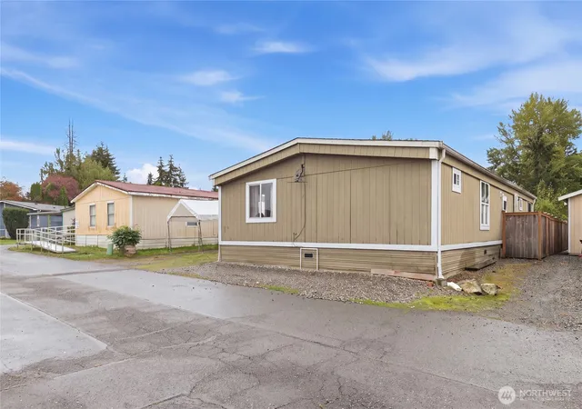 Photo 2 of Manufactured home for sale at 1110 101st Street Ct E #5, Tacoma, WA 98445 | MLS# NWM2589746 | Listing updated on 2026-10-02