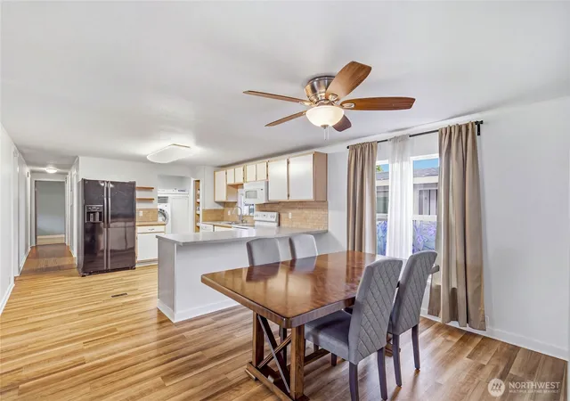 Photo 3 of Manufactured home for sale at 1110 101st Street Ct E #5, Tacoma, WA 98445 | MLS# NWM2589746 | Listing updated on 2026-10-02