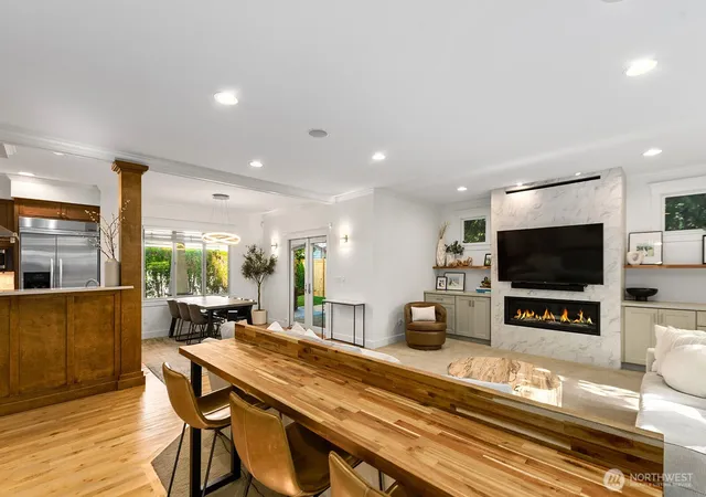 Photo 2 of Single family home for sale at 327 15th Avenue, Kirkland, WA 98033 | MLS# NWM2589747 | Listing updated on 2026-10-10