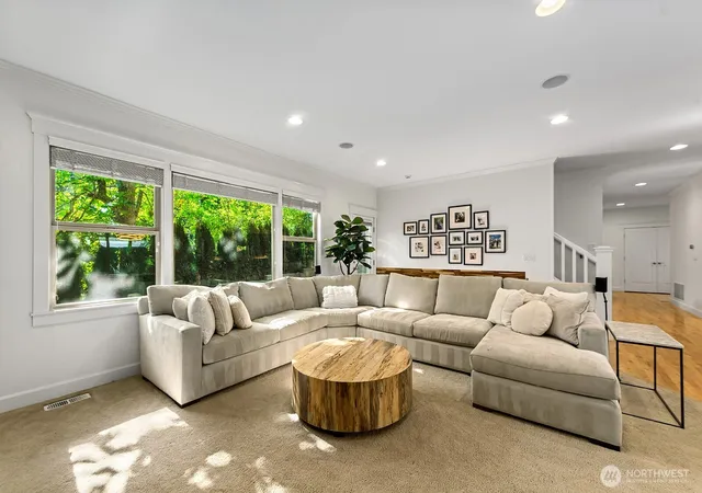 Photo 3 of Single family home for sale at 327 15th Avenue, Kirkland, WA 98033 | MLS# NWM2589747 | Listing updated on 2026-10-10