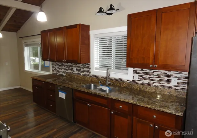 Photo 2 of Single family home for sale at 9916 Creviston Dr Nw, Gig Harbor, WA 98329 | MLS# NWM2589764 | Listing updated on 2026-10-01