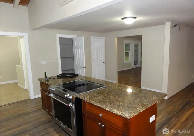 Photo 3 of Single family home for sale at 9916 Creviston Dr Nw, Gig Harbor, WA 98329 | MLS# NWM2589764 | Listing updated on 2026-10-01