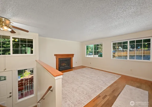 Photo 2 of Single family home for sale at 2138 SW 305th Street, Federal Way, WA 98023 | MLS# NWM2589768 | Listing updated on 2026-10-02