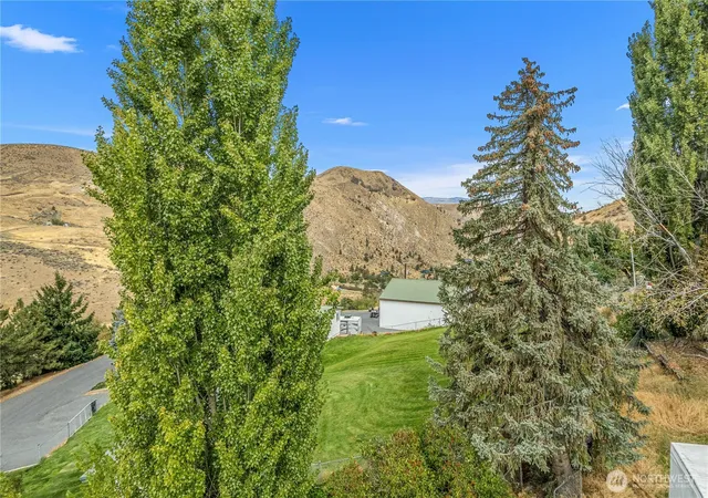 Photo 4 of Land for sale at 1174 Cranmer Rd, Wenatchee, WA 98801 | MLS# NWM2589783 | Listing updated on 2026-10-01