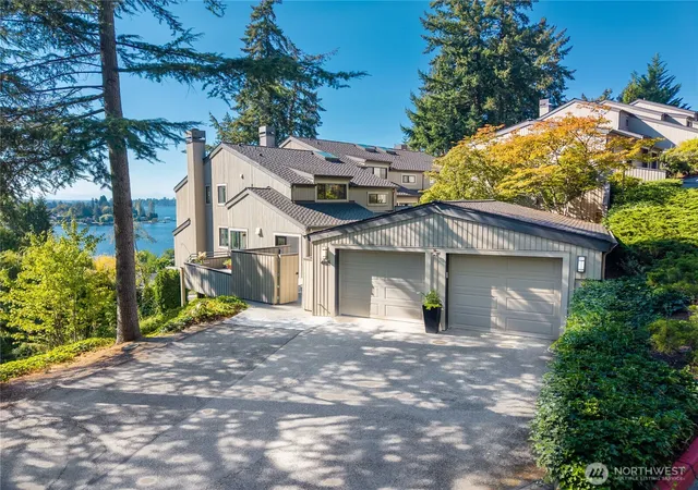 Photo 1 of Townhouse for sale at 4815 102nd Lane Ne, Kirkland, WA 98033 | MLS# NWM2589795 | Listing updated on 2026-10-03