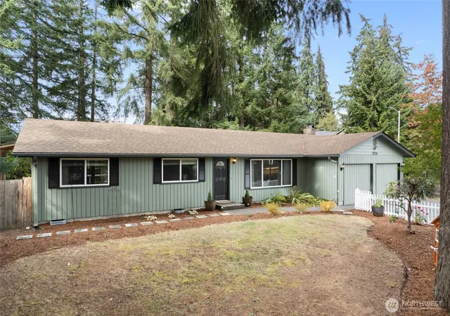 Photo 1 of Single family home for sale at 12524 25th Avenue Se, Everett, WA 98208 | MLS# NWM2589796 | Listing updated on 2026-10-21