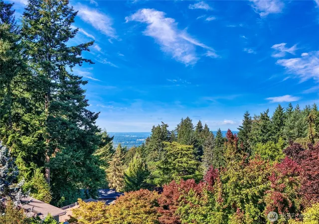 Photo 3 of Single family home for sale at 15724 SE 50th Street, Bellevue, WA 98006 | MLS# NWM2589820 | Listing updated on 2026-10-02