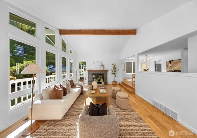 Photo 4 of Single family home for sale at 15724 SE 50th Street, Bellevue, WA 98006 | MLS# NWM2589820 | Listing updated on 2026-10-02