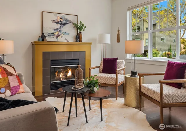 Photo 4 of Single family home for sale at 4421 28th Avenue S, Seattle, WA 98108 | MLS# NWM2589825 | Listing updated on 2026-10-01