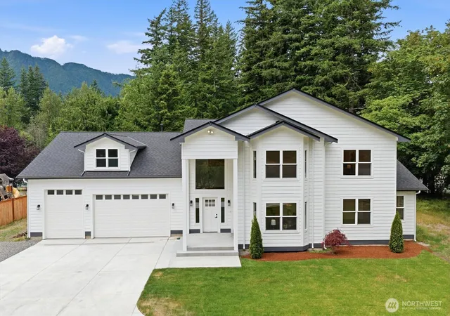 Single family home for sale at 13617 436th Avenue SE, North Bend, WA 98045 | MLS# NWM2589830