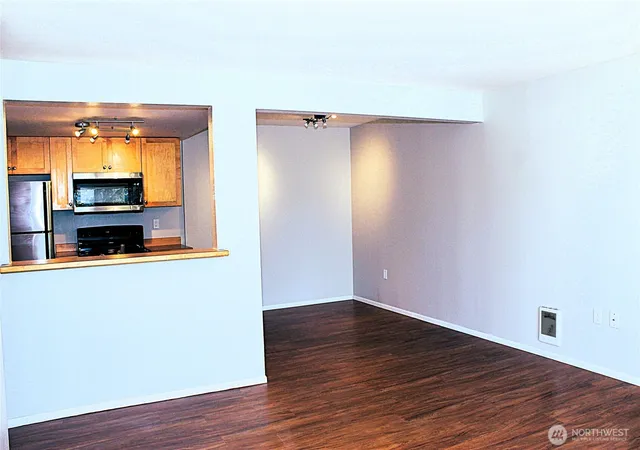 Photo 3 of Condo for sale at 1522 NE 175th Street #200, Shoreline, WA 98155 | MLS# NWM2589831 | Listing updated on 2026-10-01