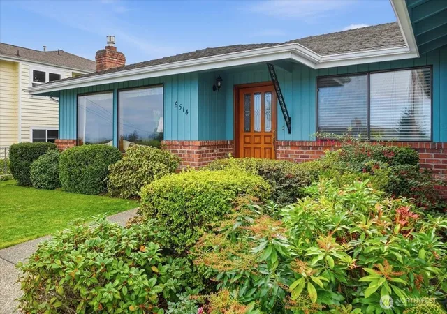 Photo 1 of Single family home for sale at 6514 N Hale St, Tacoma, WA 98407 | MLS# NWM2589841 | Listing updated on 2026-10-07