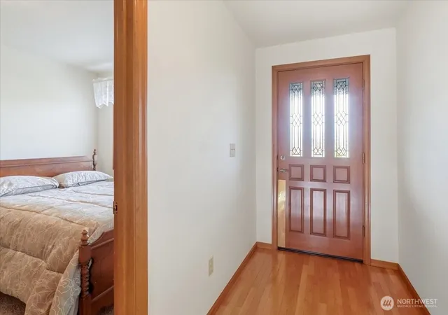Photo 2 of Single family home for sale at 6514 N Hale St, Tacoma, WA 98407 | MLS# NWM2589841 | Listing updated on 2026-10-07