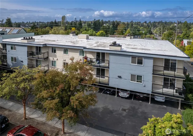 Photo 2 of Condo for sale at 9255 Greenwood Ave N #34, Seattle, WA 98103 | MLS# NWM2589843 | Listing updated on 2026-10-01