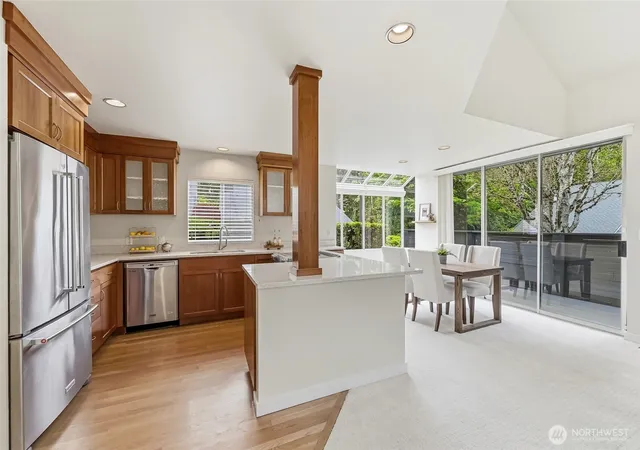 Photo 4 of Single family home for sale at 613 Bellevue Way SE, Bellevue, WA 98004 | MLS# NWM2589859 | Listing updated on 2026-10-02