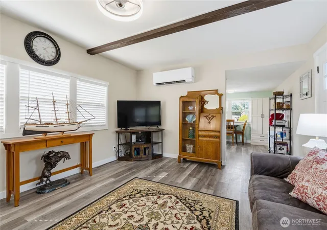 Photo 4 of Manufactured home for sale at 838 W Axton Rd #54, Bellingham, WA 98226 | MLS# NWM2589881 | Listing updated on 2026-10-01