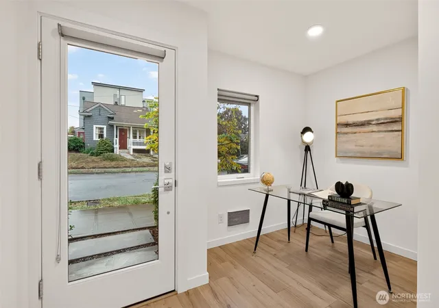 Photo 3 of Townhouse for sale at 820 NE 63rd Street, Seattle, WA 98115 | MLS# NWM2589884 | Listing updated on 2026-10-01