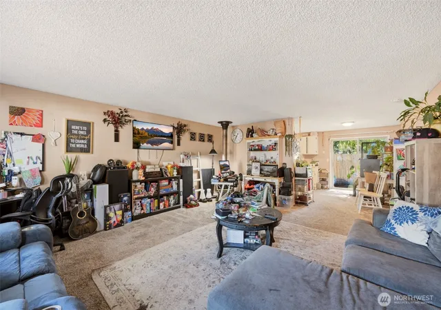 Photo 4 of House for sale at 7015 Gaston Ln SW, Tumwater, WA 98501 | MLS# NWM2589887 | Listing updated on 2026-10-02