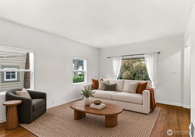 Photo 3 of Single family home for sale at 5756 25th Avenue NE, Seattle, WA 98105 | MLS# NWM2589896 | Listing updated on 2026-10-02