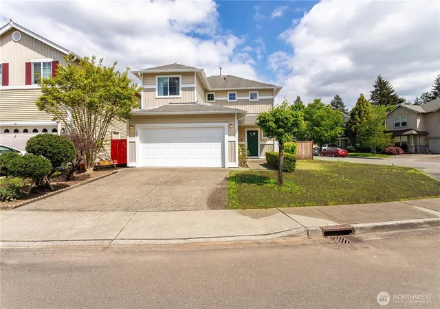 Photo 2 of Single family home for sale at 324 Kirkland Pl Se, Renton, WA 98056 | MLS# NWM2589899 | Listing updated on 2026-10-02