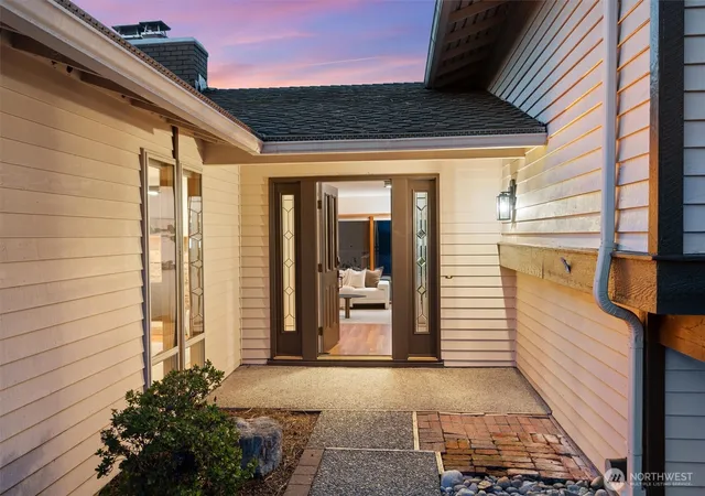 Photo 3 of Single family home for sale at 15010 Se 46th Way, Bellevue, WA 98006 | MLS# NWM2589901 | Listing updated on 2026-10-02