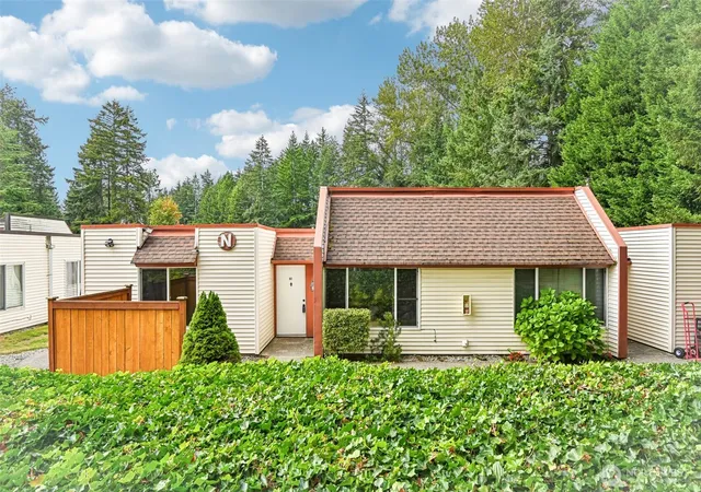 Photo 2 of Condo for sale at 14600 Se 176 Street #N1, Renton, WA 98058 | MLS# NWM2589902 | Listing updated on 2026-10-02