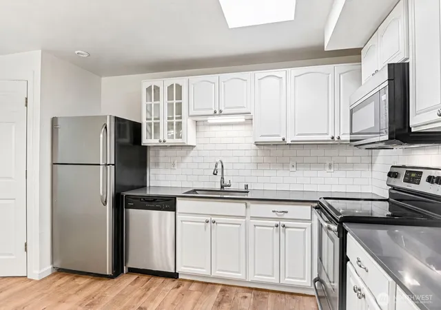 Photo 3 of Condo for sale at 14600 Se 176 Street #N1, Renton, WA 98058 | MLS# NWM2589902 | Listing updated on 2026-10-02