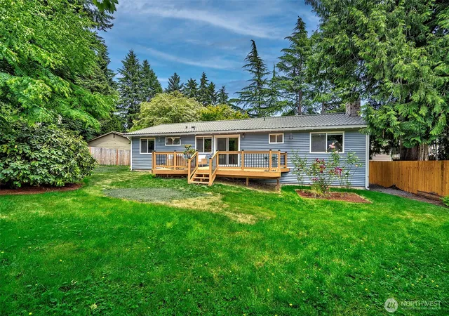 Photo 4 of Single family home for sale at 12815 98th Place NE, Kirkland, WA 98034 | MLS# NWM2589913 | Listing updated on 2026-10-01