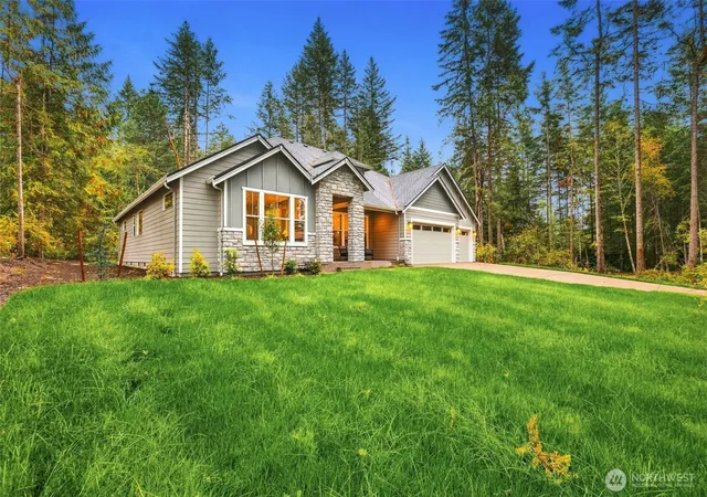 Photo 2 of Single family home for sale at 3035 Se Nyeri Trl, Olalla, WA 98359 | MLS# NWM2589917 | Listing updated on 2026-10-01