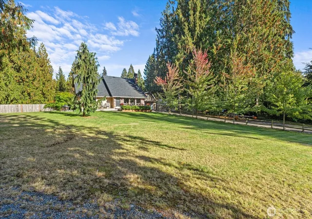 Photo 2 of Single family home for sale at 25605 70th Avenue Ne, Arlington, WA 98223 | MLS# NWM2589922 | Listing updated on 2026-10-02