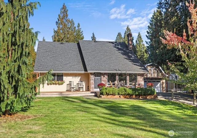 Photo 4 of Single family home for sale at 25605 70th Avenue NE, Arlington, WA 98223 | MLS# NWM2589922 | Listing updated on 2026-10-02