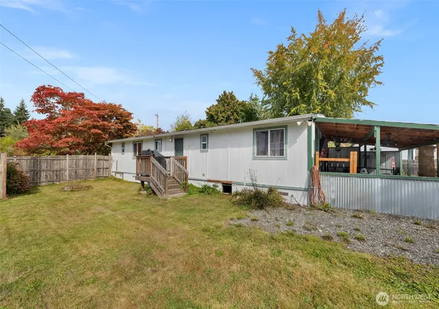Photo 2 of Manufactured home for sale at 10005 Montana Rd, Everett, WA 98204 | MLS# NWM2589924 | Listing updated on 2026-10-02