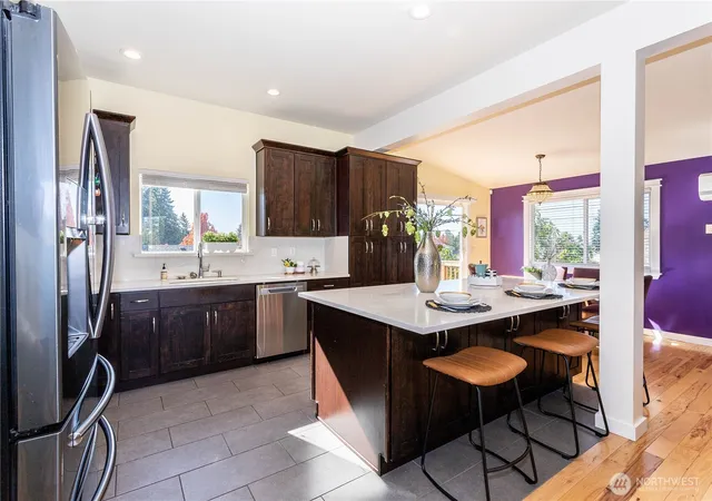 Photo 4 of Single family home for sale at 3905 NE 6th Street, Renton, WA 98056 | MLS# NWM2589933 | Listing updated on 2026-10-02