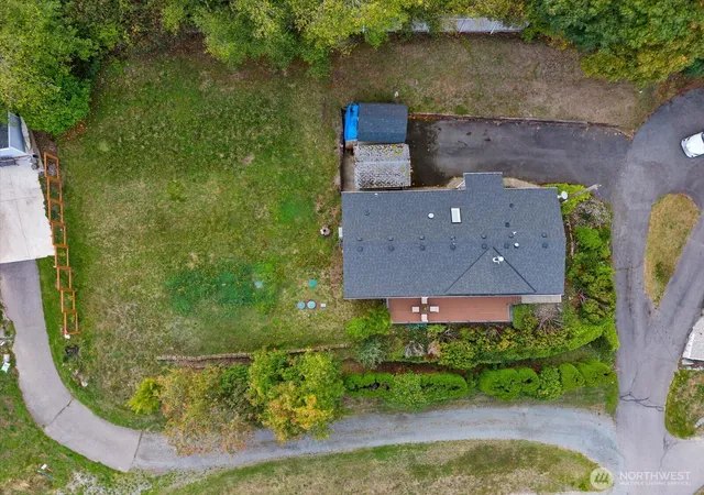 Photo 2 of Manufactured home for sale at 596 Waterline Loop, Camano Island, WA 98282 | MLS# NWM2589936 | Listing updated on 2026-10-23
