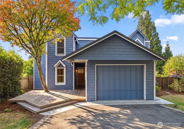Photo 1 of Single family home for sale at 809 7th Street S, Kirkland, WA 98033 | MLS# NWM2589971 | Listing updated on 2026-10-02