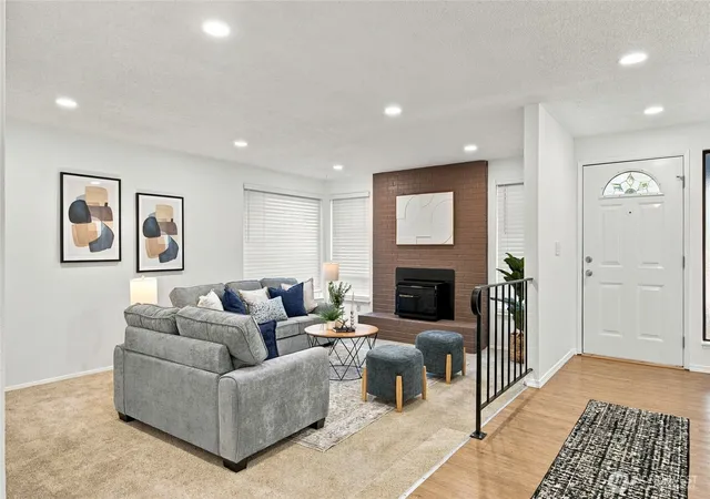 Photo 2 of Single family home for sale at 27539 43rd Avenue S, Auburn, WA 98001 | MLS# NWM2589980 | Listing updated on 2026-10-01