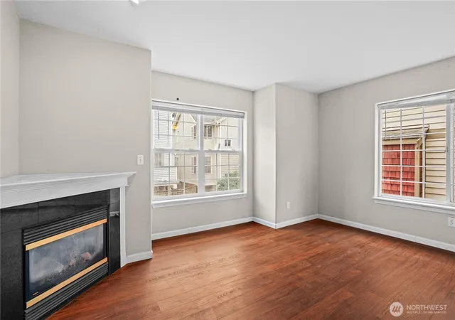 Townhouse for sale at 8526 Nesbit Ave N #D, Seattle, WA 98103 | MLS# NWM2590000