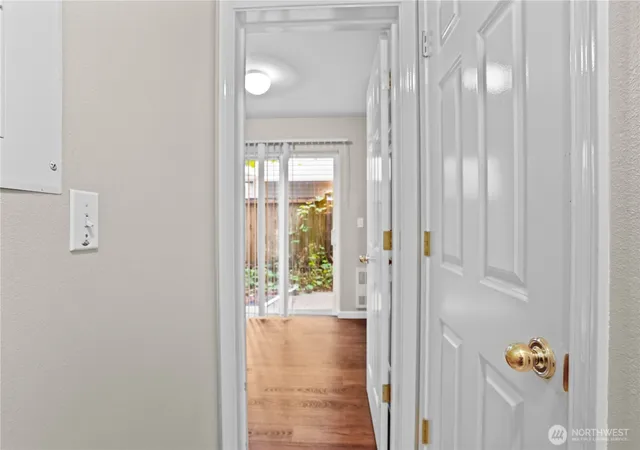 Photo 2 of Townhouse for sale at 8526 Nesbit Ave N #D, Seattle, WA 98103 | MLS# NWM2590000 | Listing updated on 2026-10-02