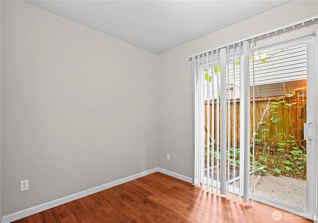 Photo 3 of Townhouse for sale at 8526 Nesbit Ave N #D, Seattle, WA 98103 | MLS# NWM2590000 | Listing updated on 2026-10-02