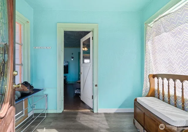 Photo 4 of Single family home for sale at 1309 Riverside Ave, Hoquiam, WA 98550 | MLS# NWM2590002 | Listing updated on 2026-10-01