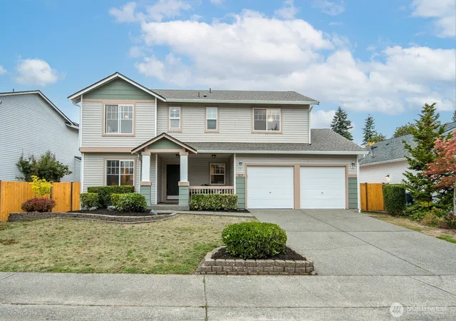 Single family home for sale at 5019 146th Street SE, Everett, WA 98208 | MLS# NWM2590012