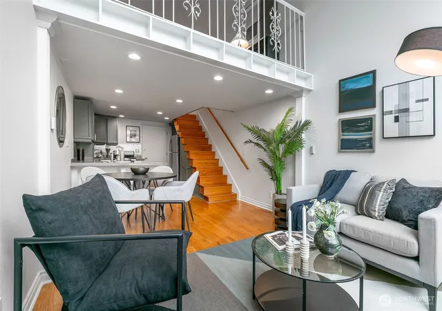 Photo 3 of Condo for sale at 1000 Union St #315, Seattle, WA 98101 | MLS# NWM2590019 | Listing updated on 2026-10-03
