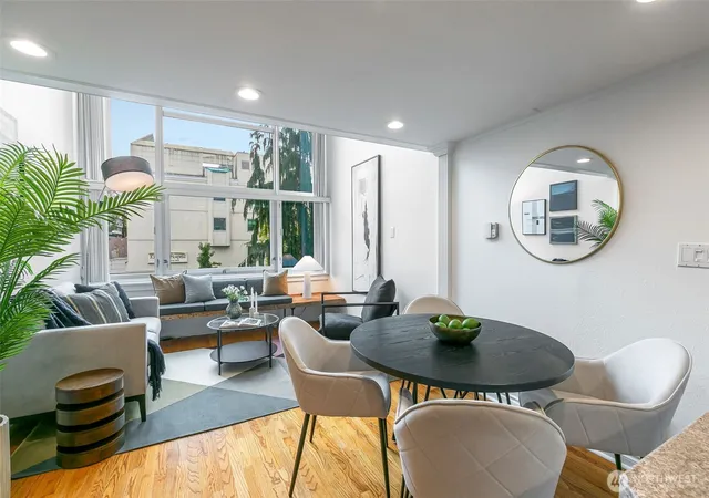 Photo 3 of Condo for sale at 1000 Union St #315, Seattle, WA 98101 | MLS# NWM2590019 | Listing updated on 2026-10-03